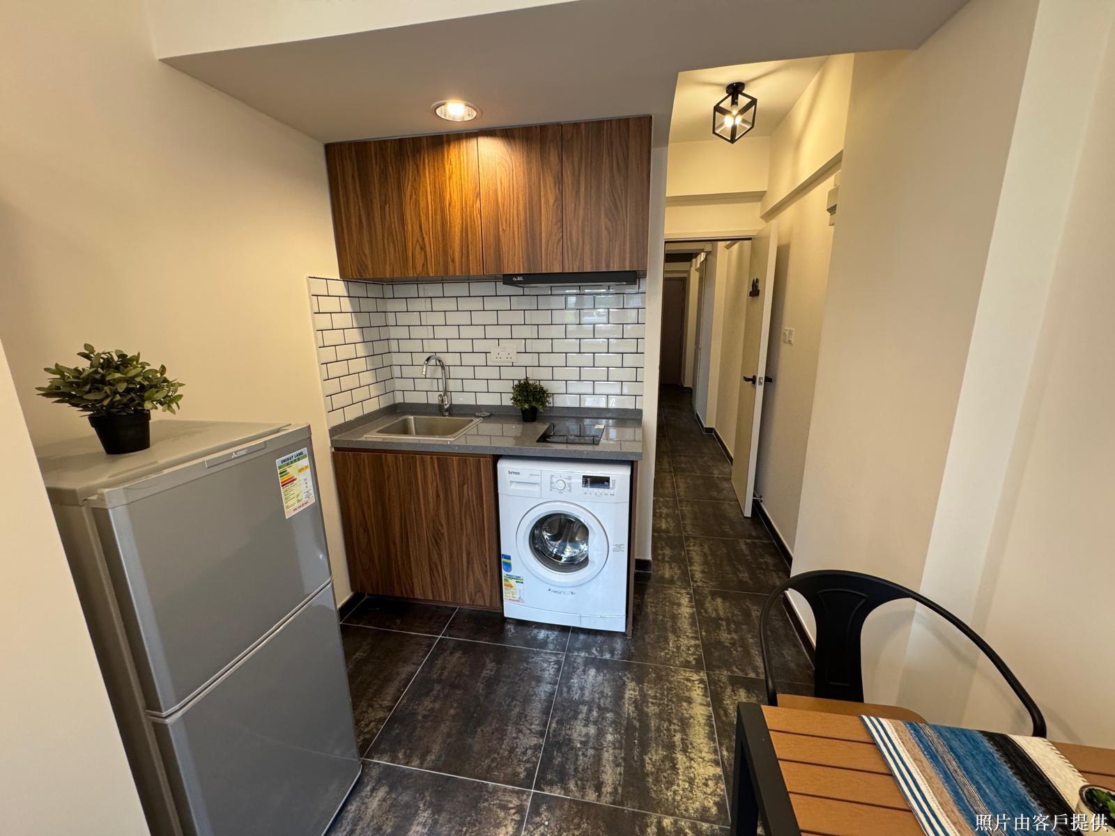 Warner Building - Image 4