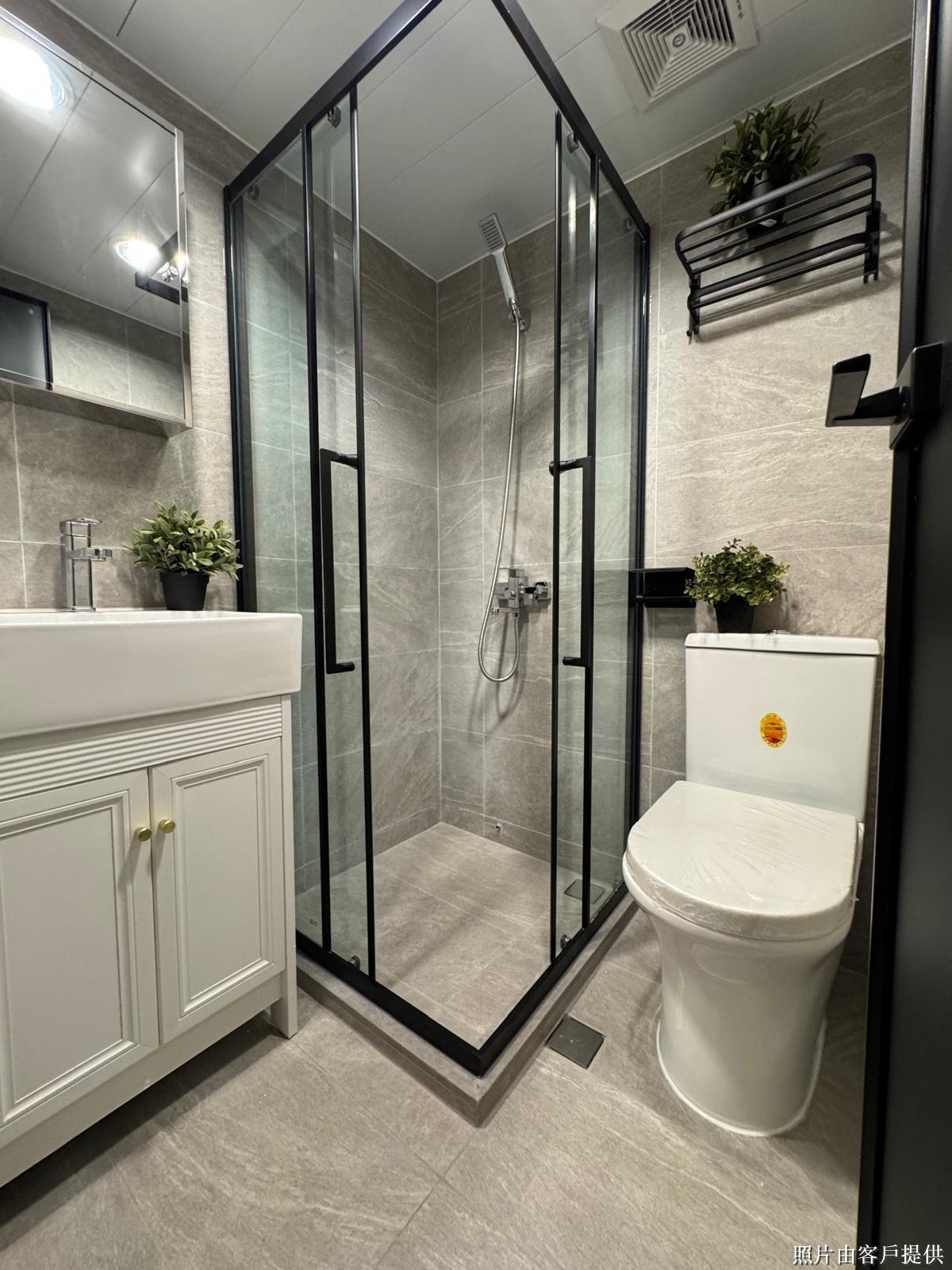 Warner Building - Image 6