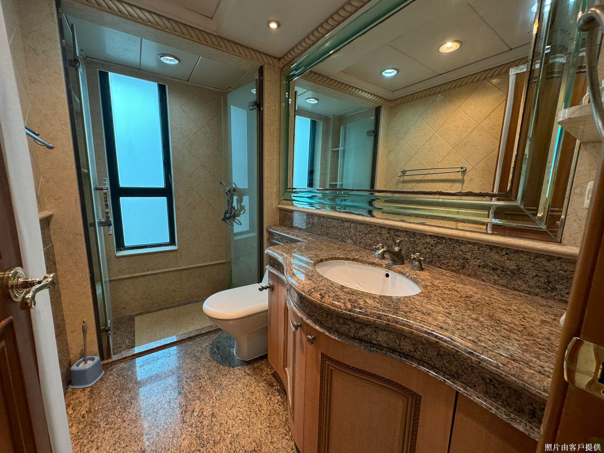 The Leighton Hill Block 1 - Image 5