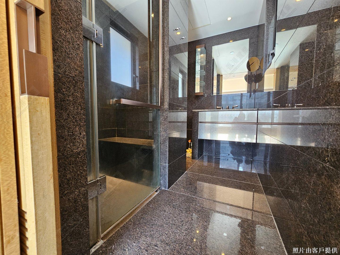 8 Kwai Fong Street - Image 3