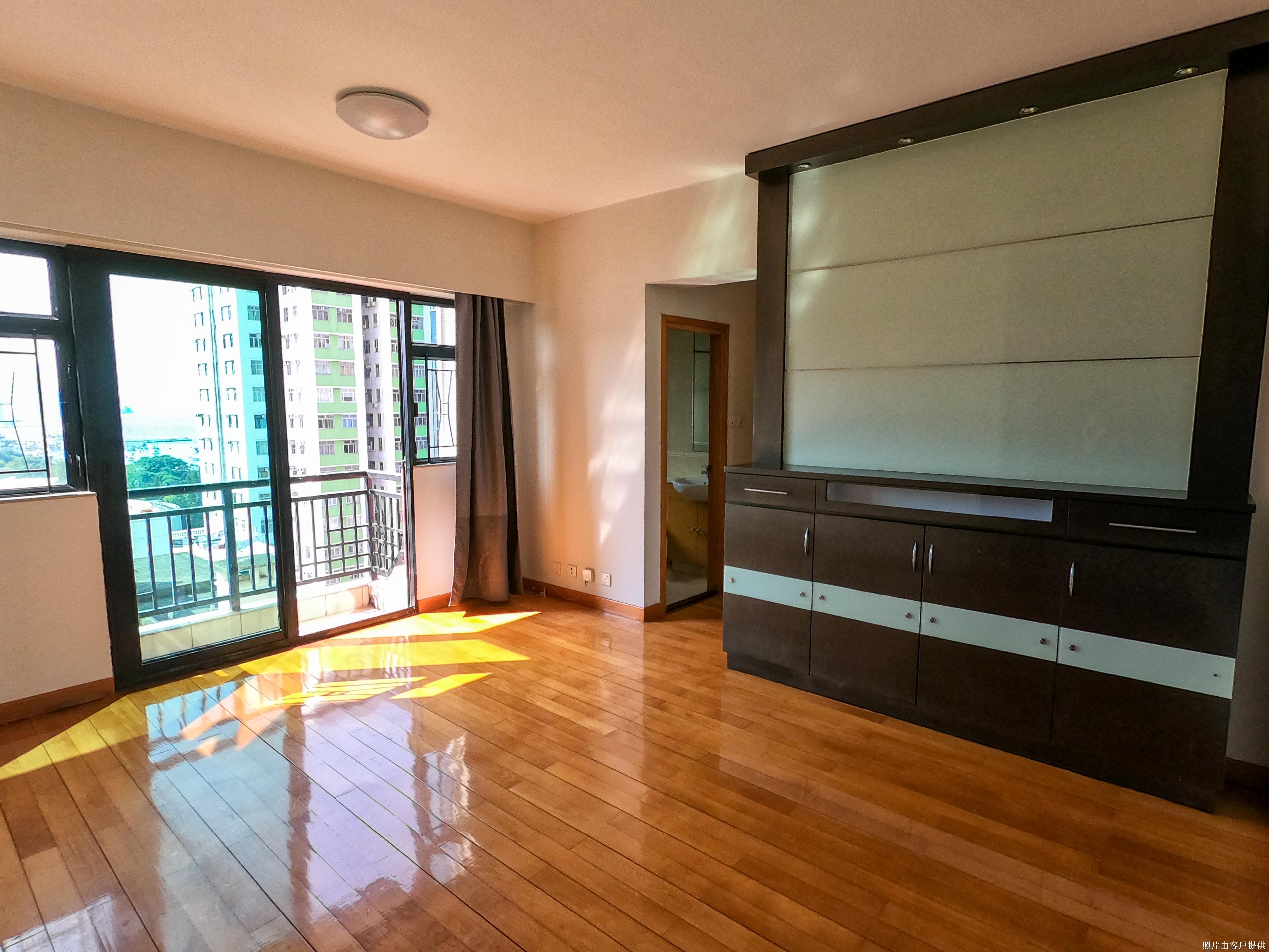 Grand Seaview Heights - Image 3